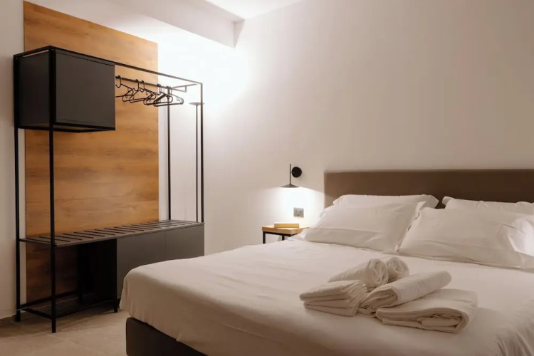 Belladonna Hotel