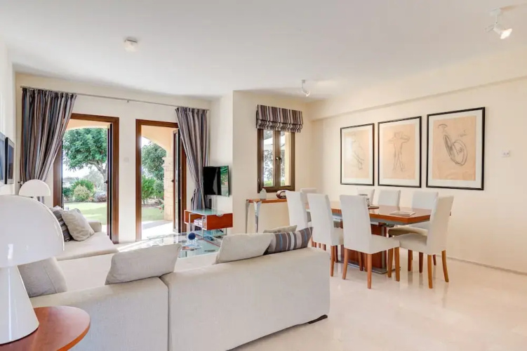 Apartment A02 - Roudias