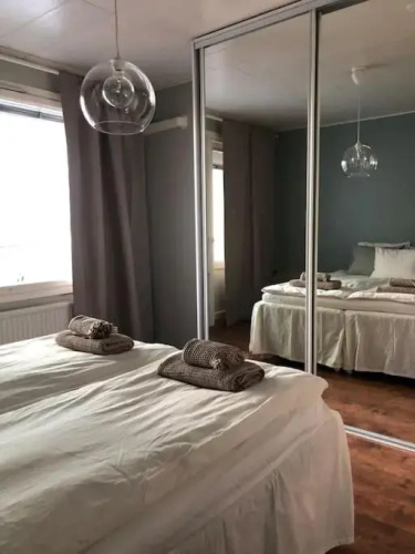 Lovely two room unit with free parking