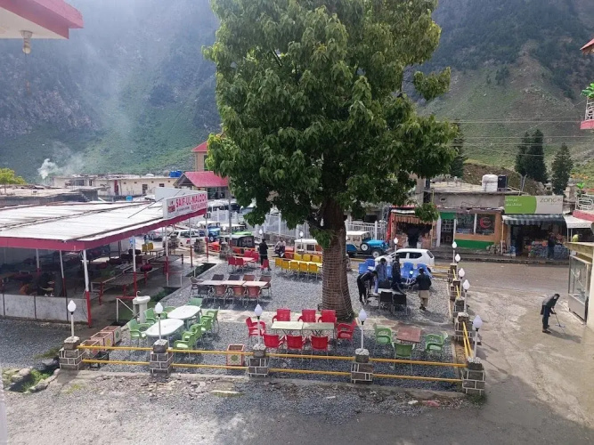 Saif Ul Malik Hotel & Restaurant