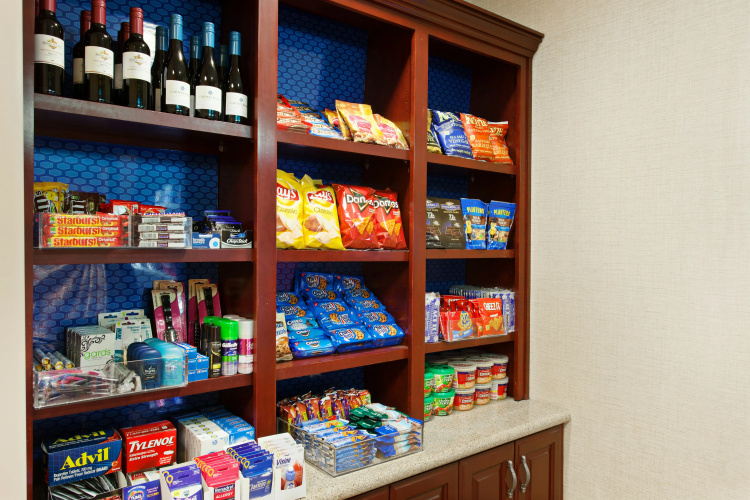 Hampton Inn & Suites Oakland Airport-Alameda photo 14