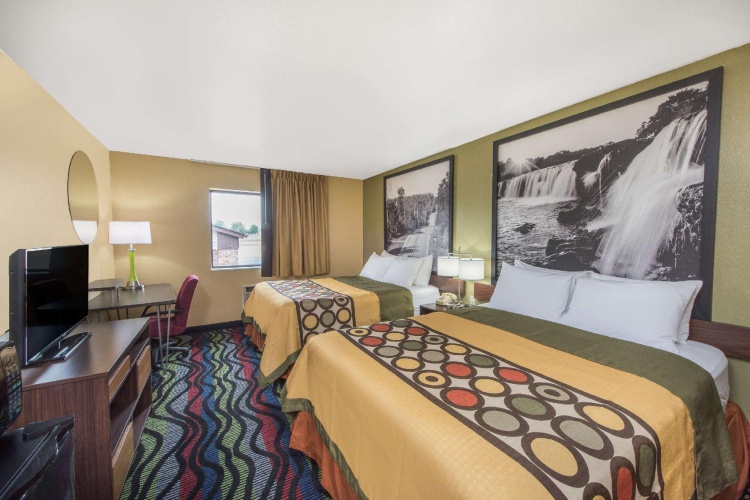 Standard Quadruple room