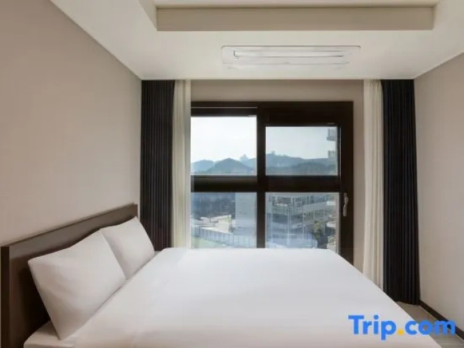2 Bedrooms Suite