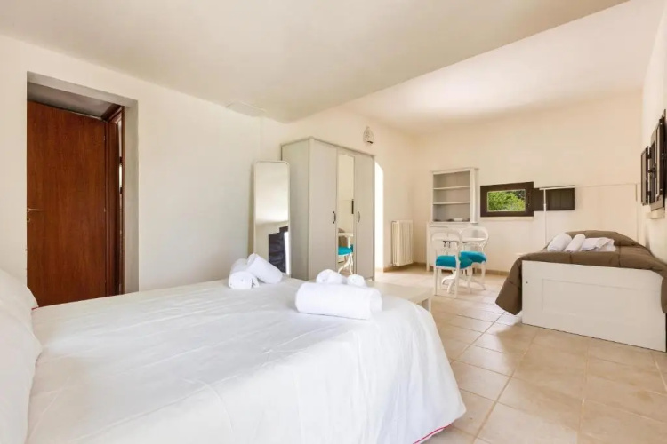 Villa Sessana by BarbarHouse