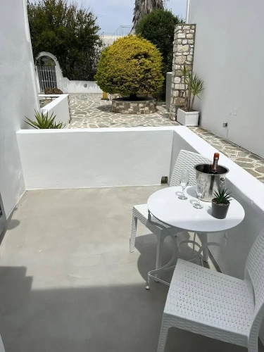 Deluxe Double room with balcony and with garden view