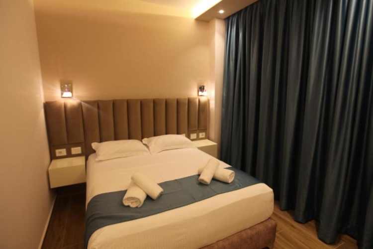 Standard Double room with garden view