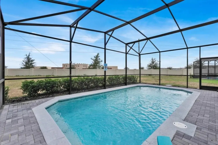 3301 Lilac way