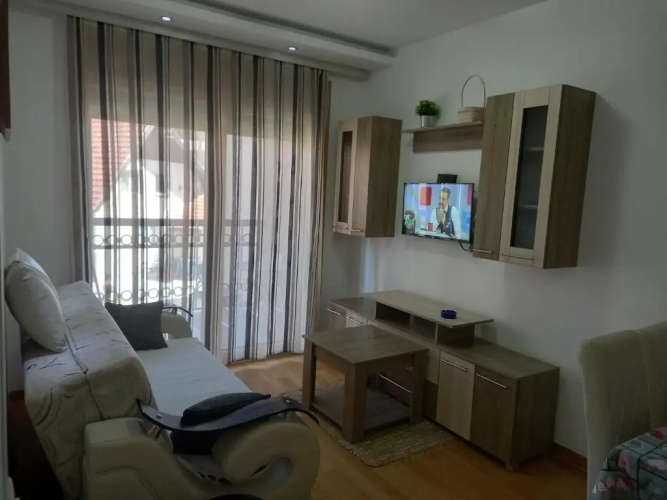 Jolly Apartments