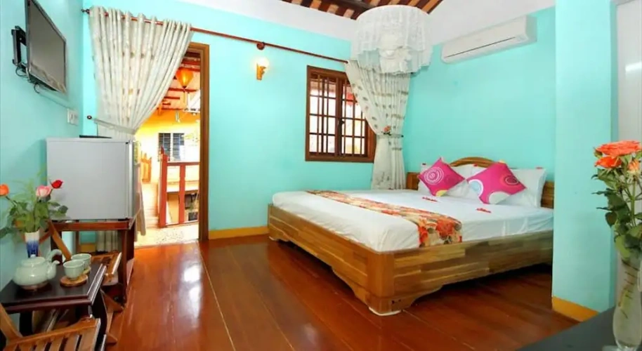 Standard Double room with balcony and with view