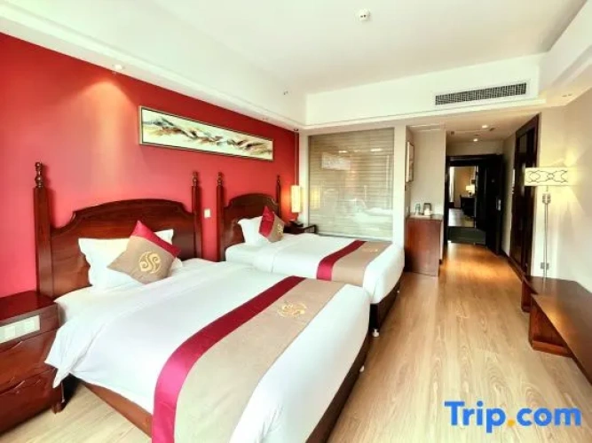 Standard Twin room with mountain view