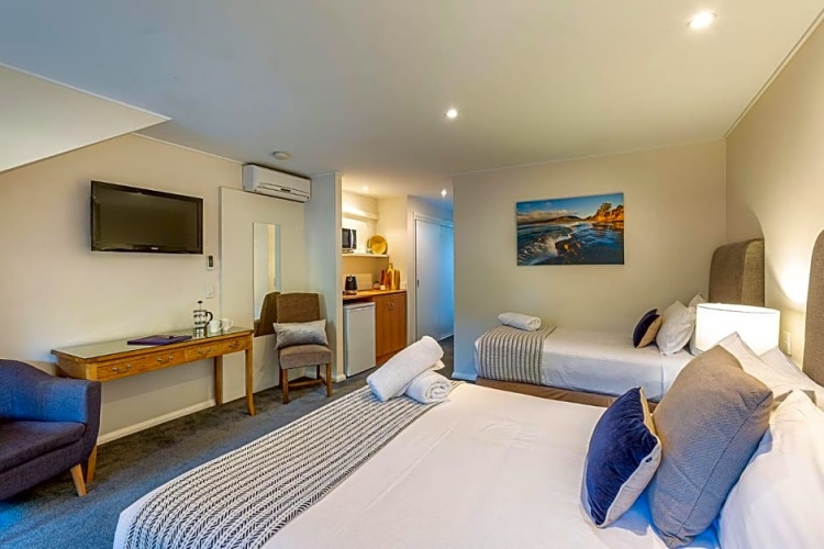 Standard Double Basement room