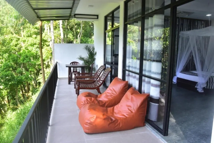 Deluxe Family room