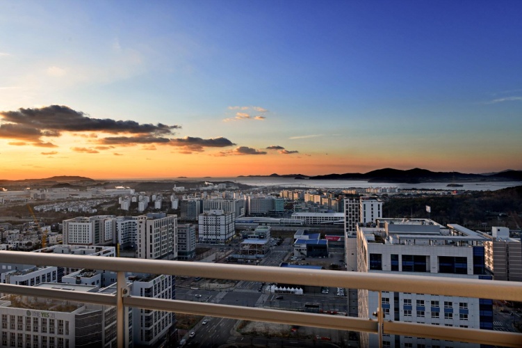 Standard Double room with city view