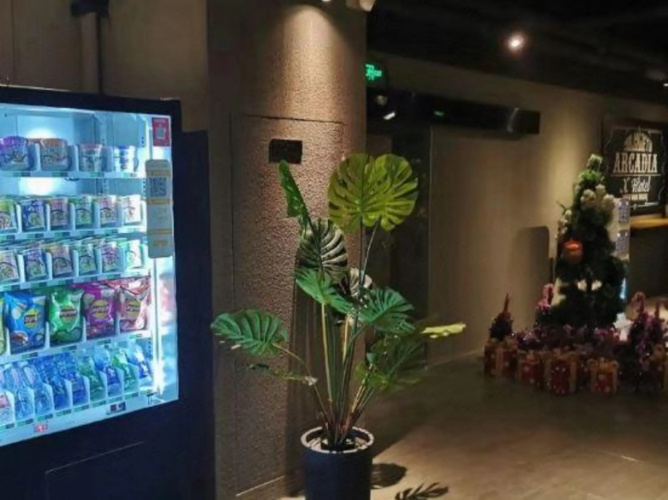 X Hotel