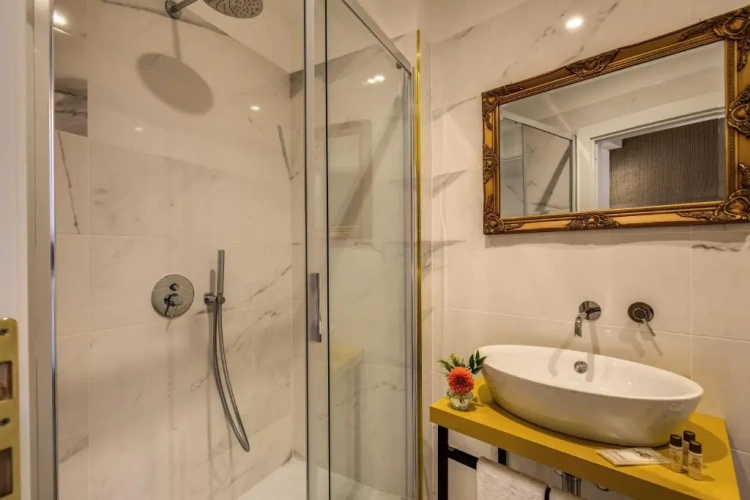Deluxe Junior Suite