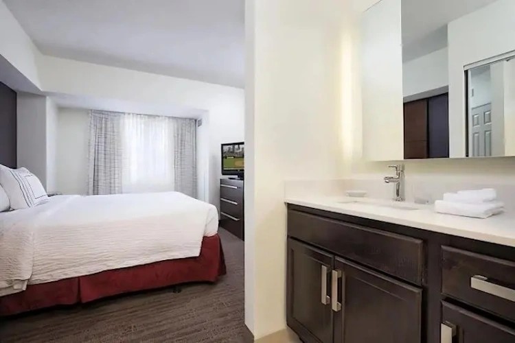 1 Bedroom Double Suite