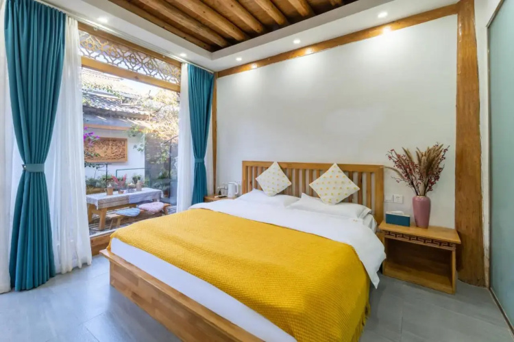 Lijiang Yinyiju Inn
