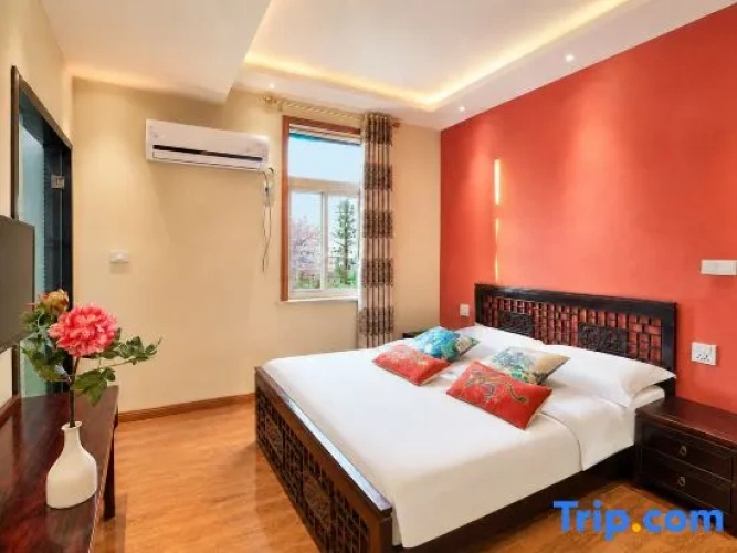 Standard Double room with river view