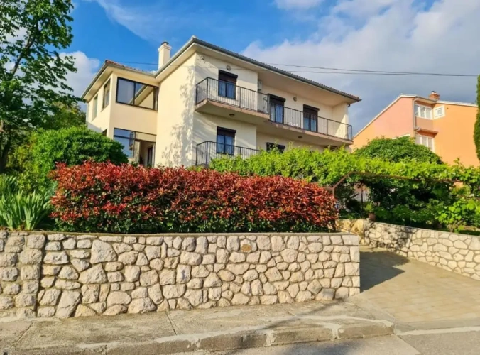 3 Bedrooms Apartment with balcony and with sea view