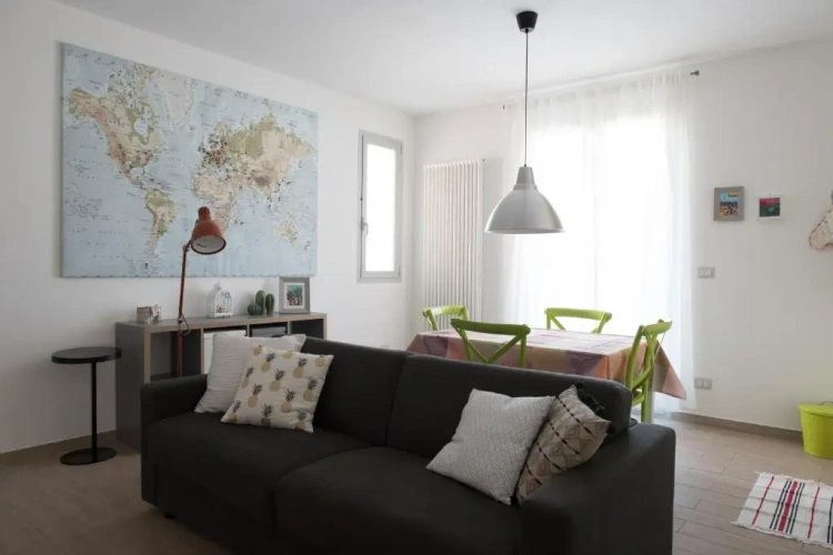 2 Bedrooms Apartment