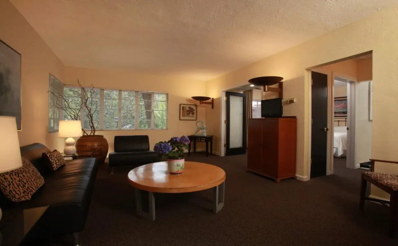 The Wellborn Hotel