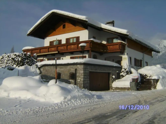 3 Bedrooms Double Apartment