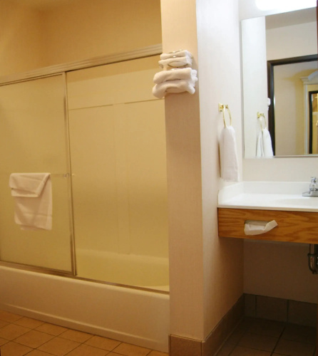Meadow Court Inn