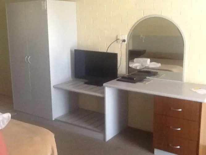1 Bedroom Standard Double Suite