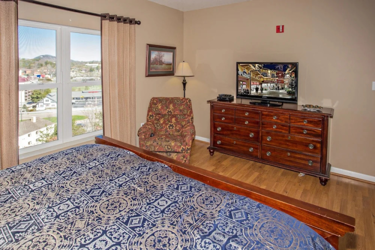 Whispering Pines 222