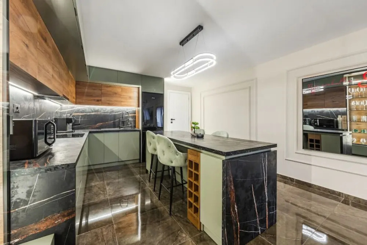 Miracle No 8 Central Duplex