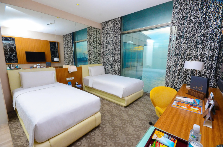 Hotel H2O