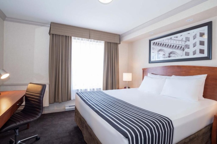 Standard Double Suite