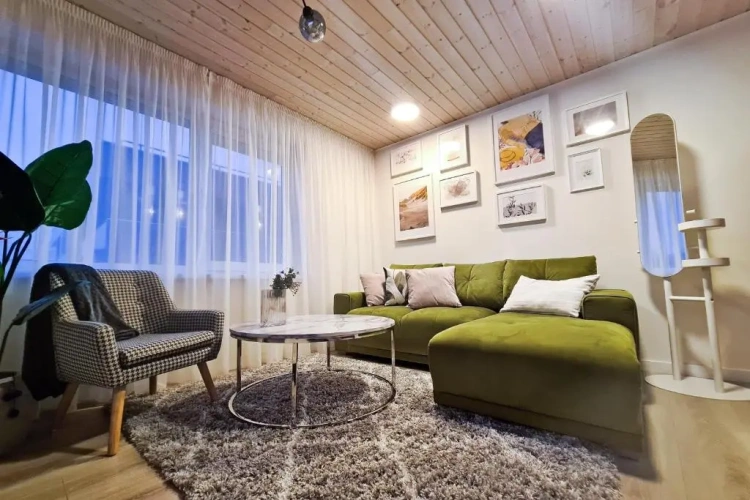 2 Bedrooms Apartment