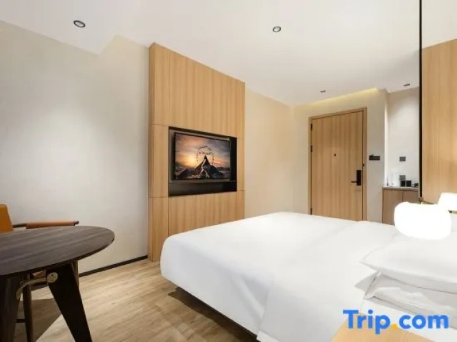 Standard Double room with river view