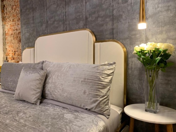 1 Bedroom Penthouse Apartment