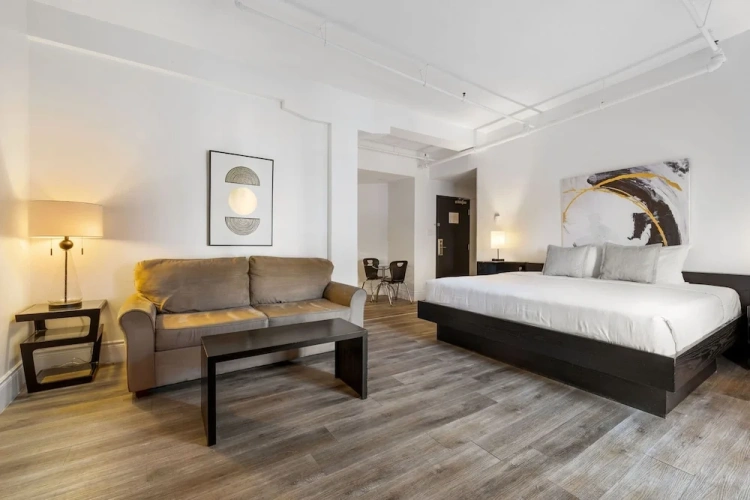 Deluxe Double room