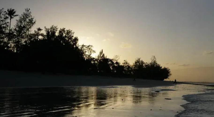 Mikadi Beach Lodge