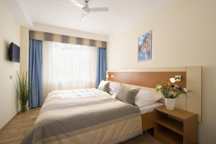 Aida Hotel