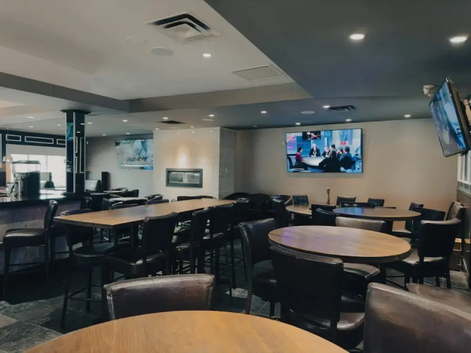 Super 8 Dawson Creek