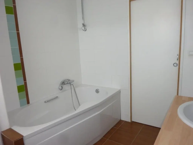 3 Bedrooms Cottage