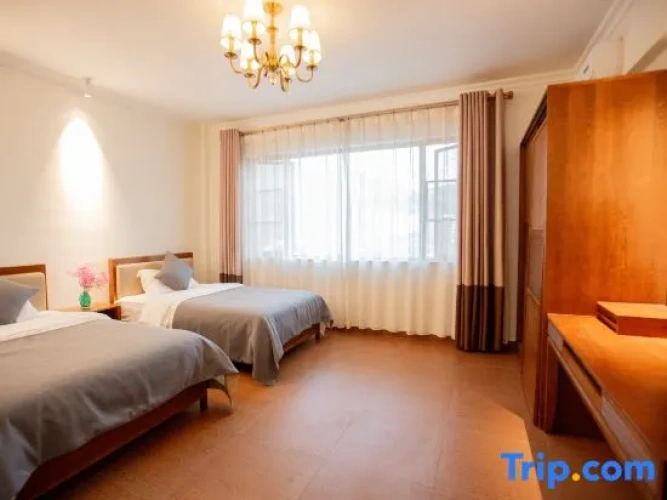 Luxury Family Attic Suite with balcony