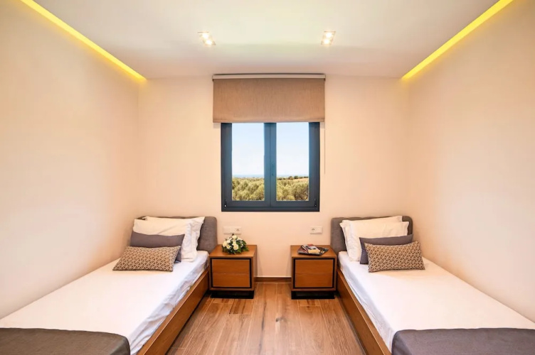 Perla Villas with Heated Pool