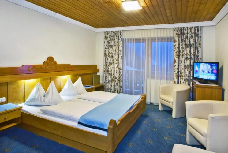 Superior Double room with balcony