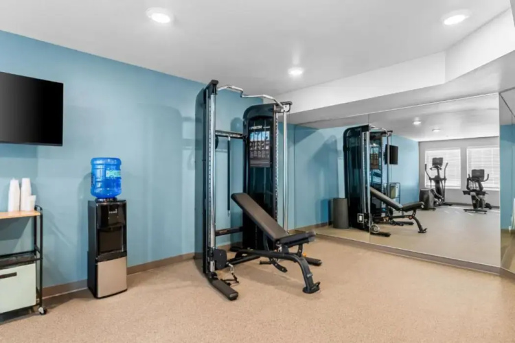 Woodspring Suites Charlotte - Arrowood - Lake Wylie, SC
