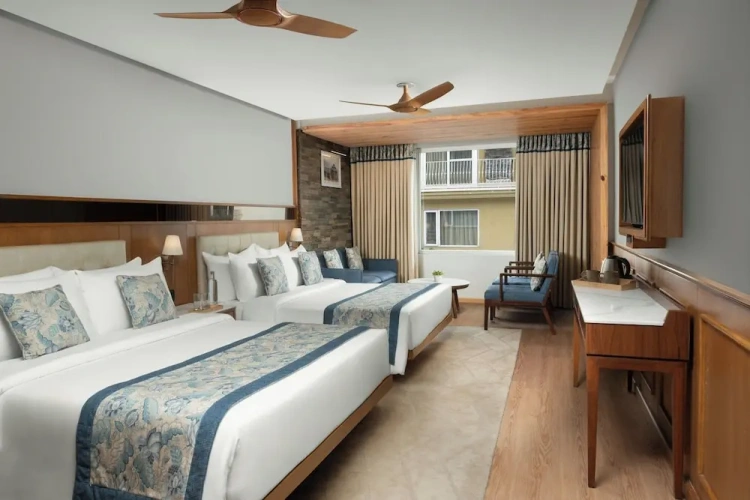 Quadruple Suite