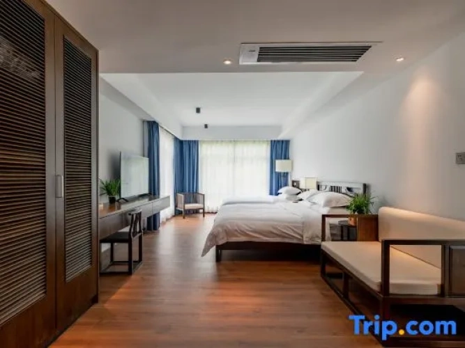Standard Twin Family room