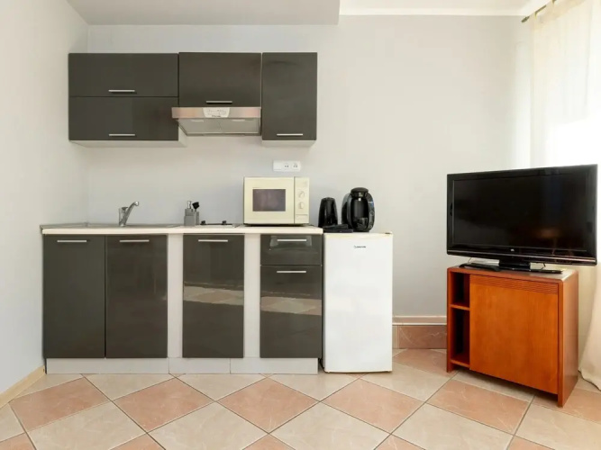 Holiday Studio in Rewal, Breakfast Included