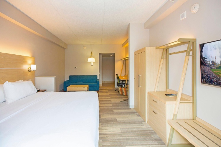Double Suite
