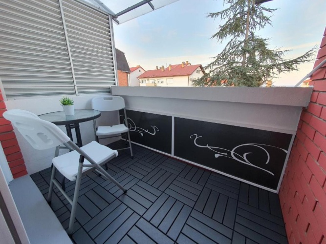 1 Bedroom Apartment with balcony