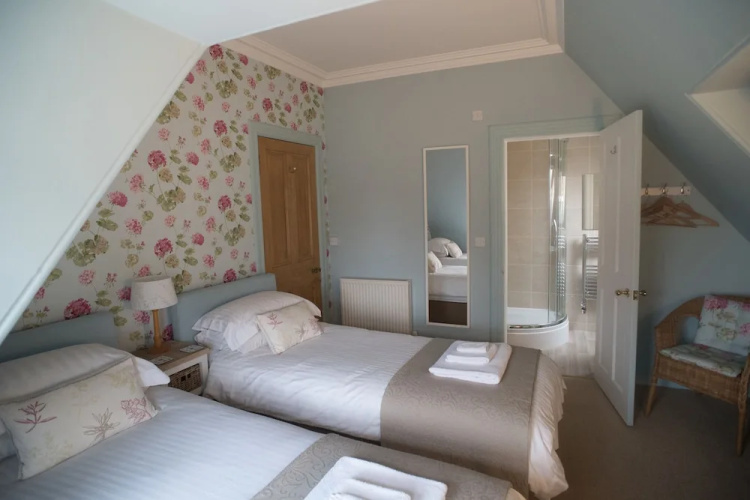Glengair Bed And Breakfast